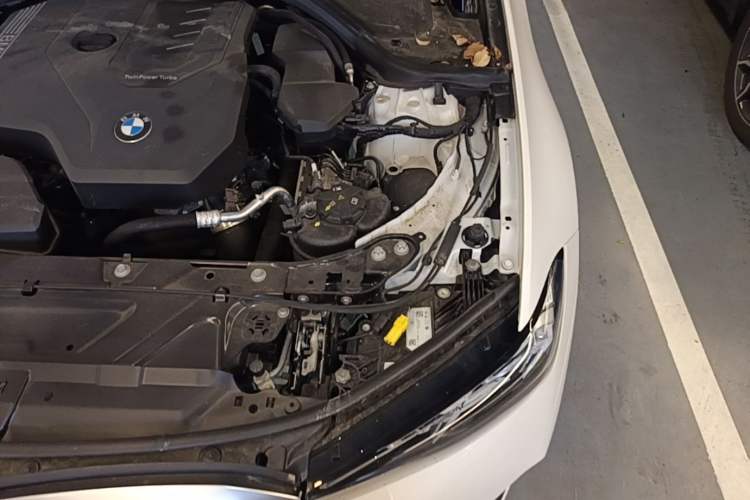 Used BMW 3 Series 2023 320Li M Sport Package Engine Bay Left