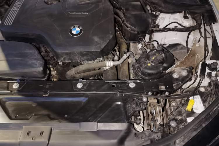 Used BMW 3 Series 2023 325Li M Sport Package Engine Bay Left