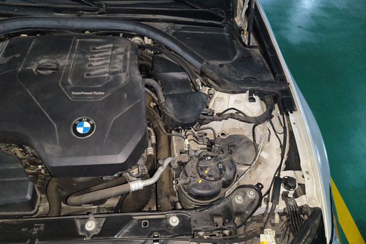 Used BMW 3 Series 2023 325Li M Sport Package Engine Bay Left