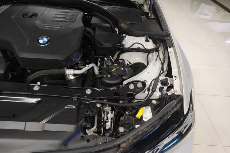 Used BMW 3 Series 2023 325Li M Sport Package Engine Bay Left