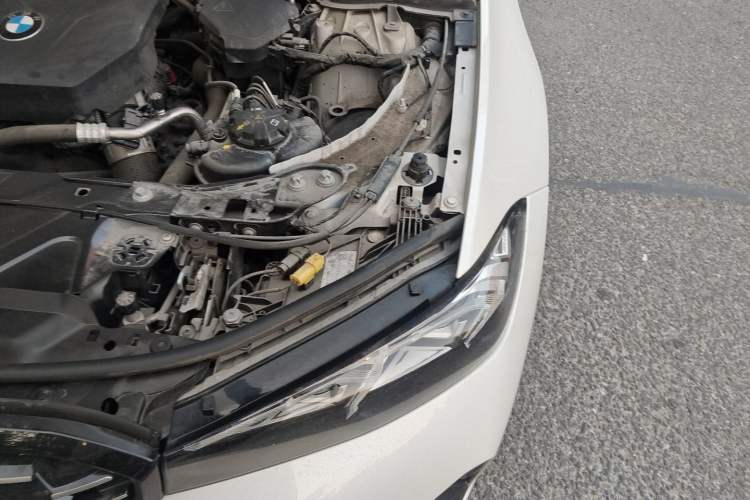 Used BMW 3 Series 2023 325Li M Sport Night Edition Package Engine Bay Left