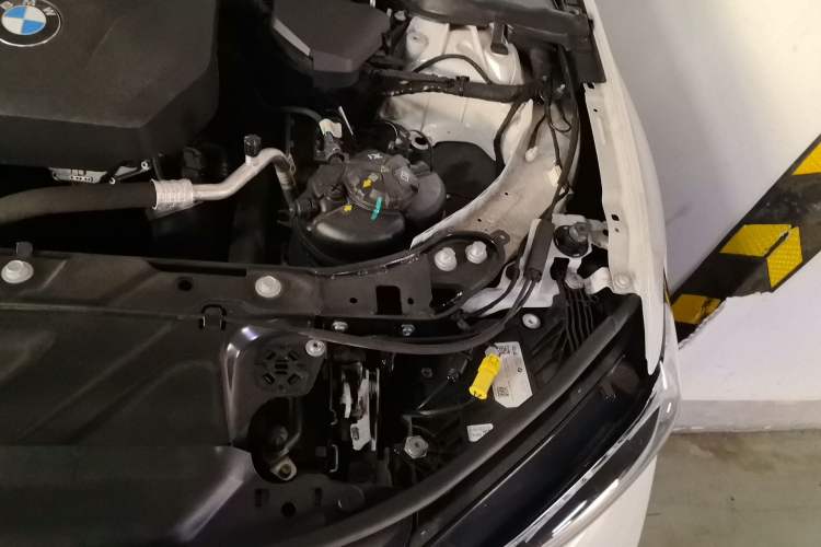 Used BMW 3 Series 2023 325Li M Sport Package Engine Bay Left
