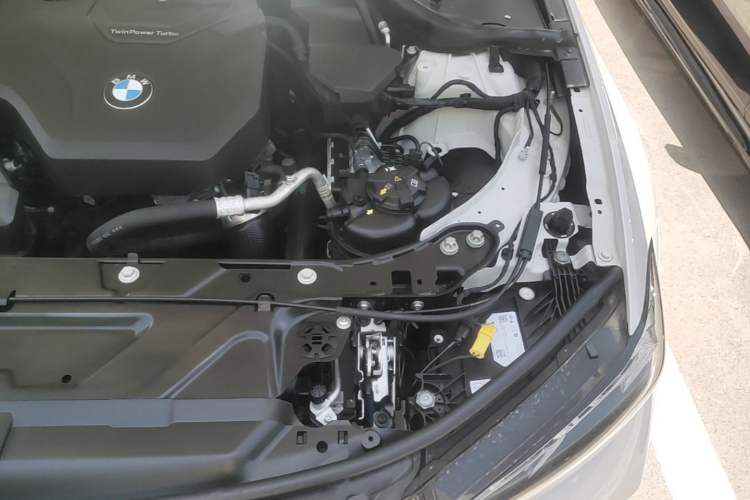 Used BMW 3 Series 2023 325Li M Sport Package Engine Bay Left