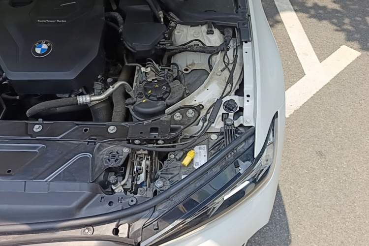 Used BMW 3 Series 2023 320Li M Sport Package Engine Bay Left