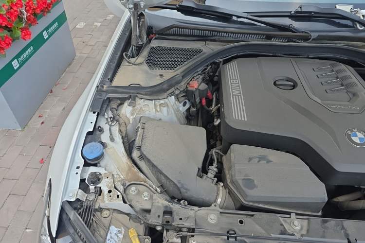 Used BMW 3 Series 2023 325Li M Sport Package Engine Bay Right