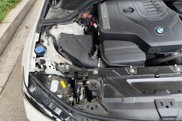 Used BMW 3 Series 2023 320Li M Sport Package Engine Bay Right