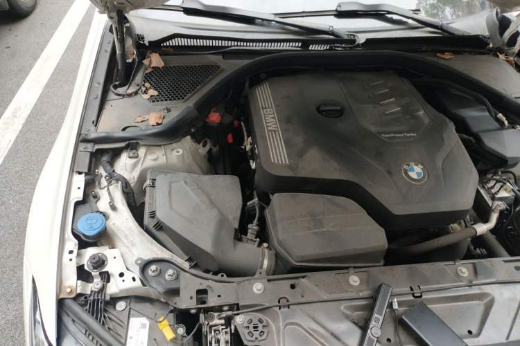 Used BMW 3 Series 2023 325i M Sport Night Edition Package Engine Bay Right