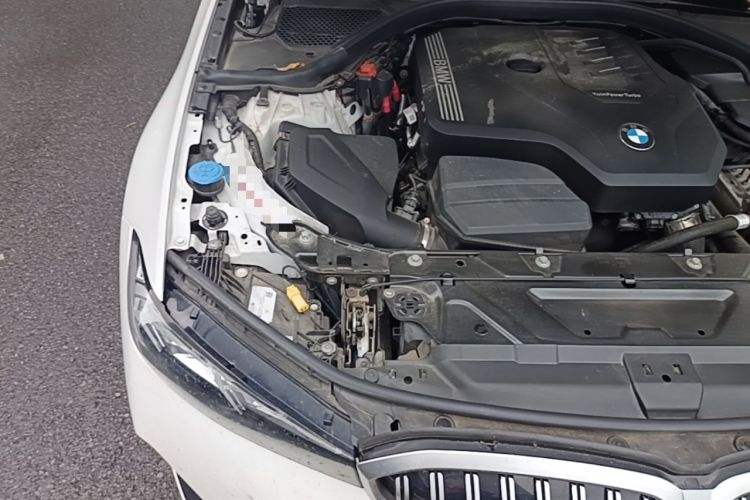 Used BMW 3 Series 2023 320Li M Sport Package Engine Bay Right