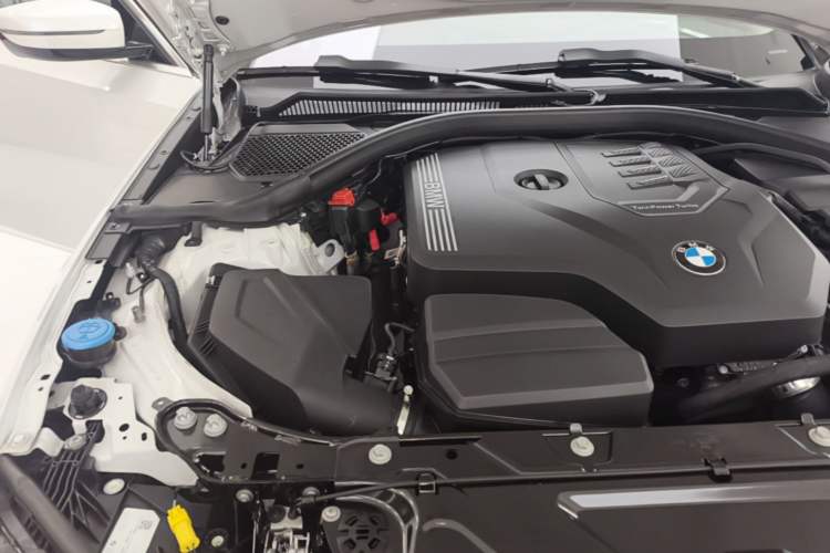 Used BMW 3 Series 2023 320Li M Sport Package Engine Bay Right
