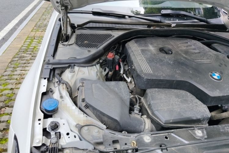 Used BMW 3 Series 2023 325Li M Sport Package Engine Bay Right