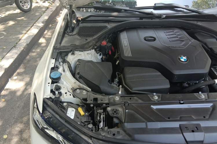 Used BMW 3 Series 2023 325Li M Sport Package Engine Bay Right