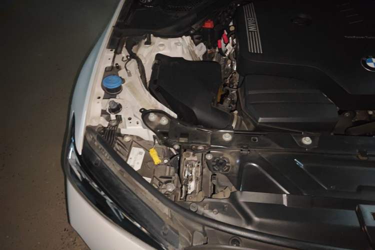Used BMW 3 Series 2023 325Li M Sport Package Engine Bay Right