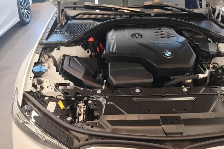 Used BMW 3 Series 2023 320Li M Sport Package Engine Bay Right