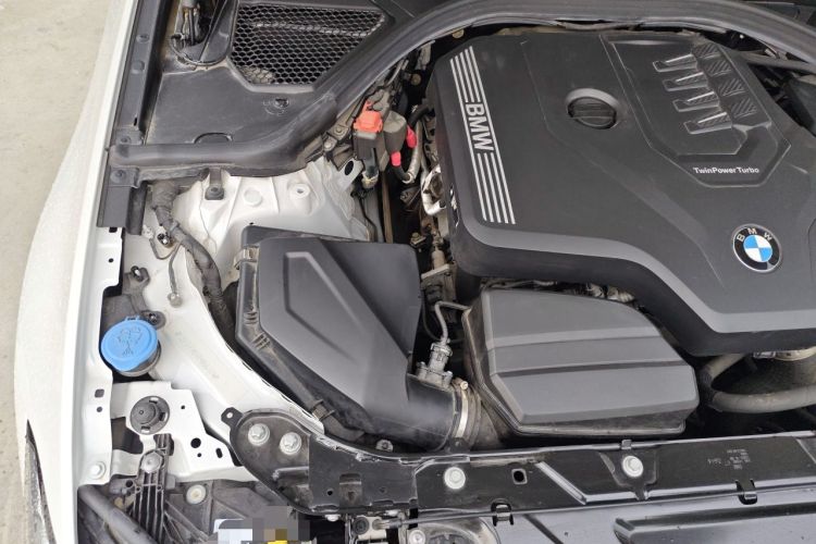 Used BMW 3 Series 2023 325Li M Sport Night Edition Package Engine Bay Right