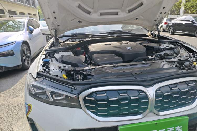 Used BMW 3 Series 2023 325Li M Sport Package Engine Bay Right