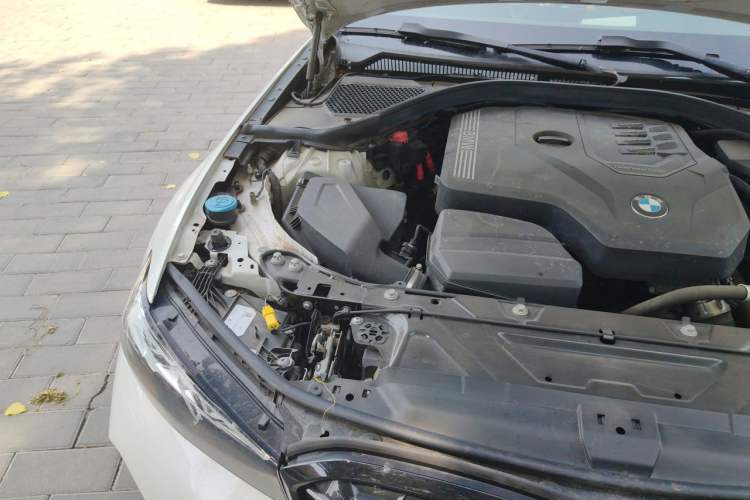 Used BMW 3 Series 2023 325Li M Sport Night Edition Package Engine Bay Right