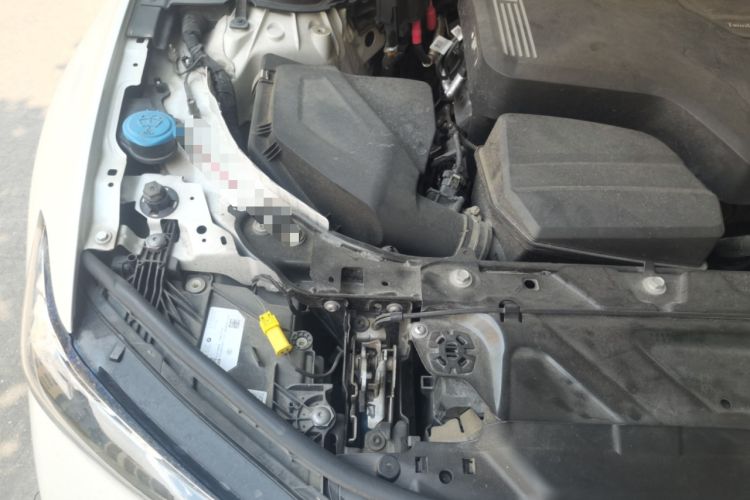 Used BMW 3 Series 2023 325Li M Sport Package Engine Bay Right