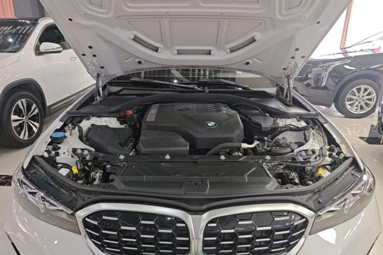 Used BMW 3 Series 2023 325Li M Sport Package Engine Bay