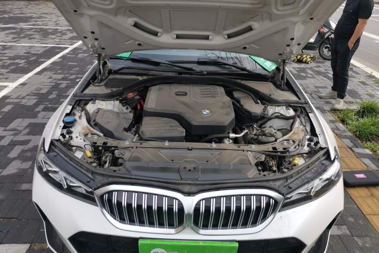 Used BMW 3 Series 2023 320Li M Sport Package Engine Bay