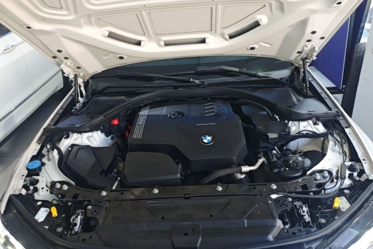 Used BMW 3 Series 2023 325i M Sport Package Engine Bay