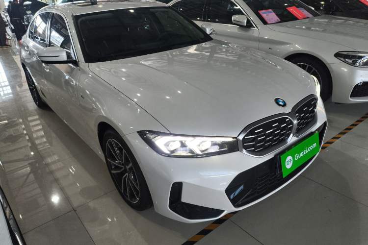 Used BMW 3 Series 2023 325Li M Sport Package Exterior 2
