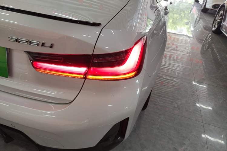 Used BMW 3 Series 2023 325Li M Sport Night Edition Package Exterior 3