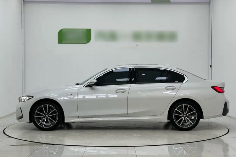 Used BMW 3 Series 2023 320Li M Sport Package Exterior 3