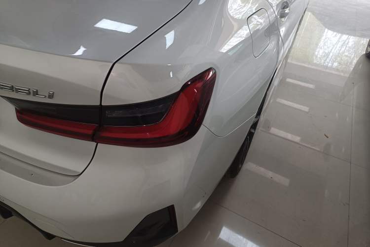Used BMW 3 Series 2023 325Li M Sport Package Exterior 3