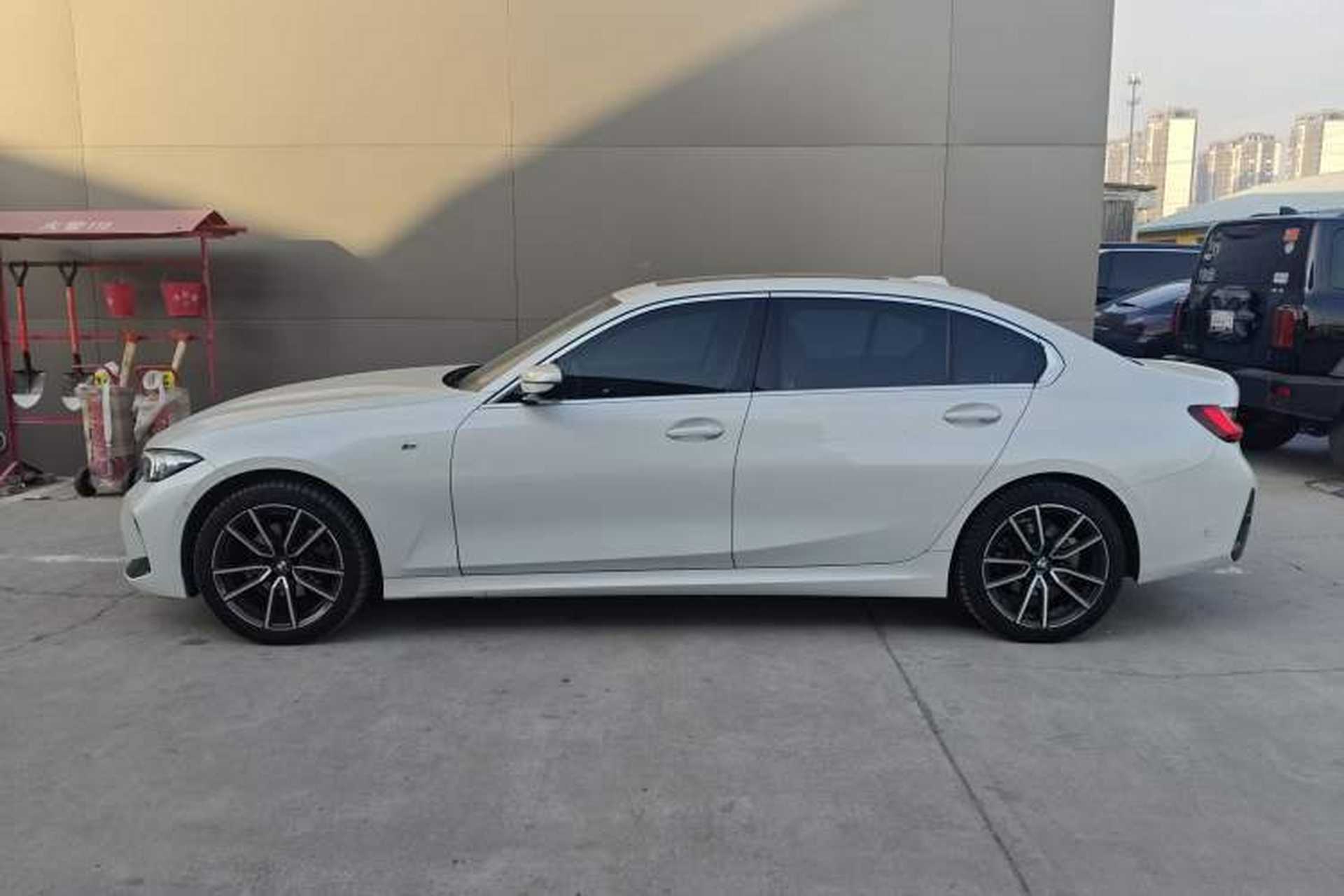 Used BMW 3 Series 2023 325Li xDrive M Sport Package Exterior 3