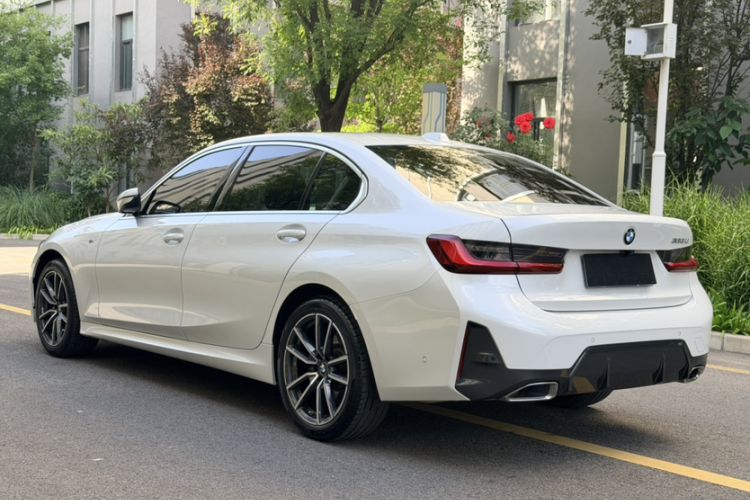 Used BMW 3 Series 2023 325Li M Sport Package Exterior 3