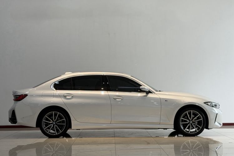 Used BMW 3 Series 2023 325Li M Sport Package Exterior 3