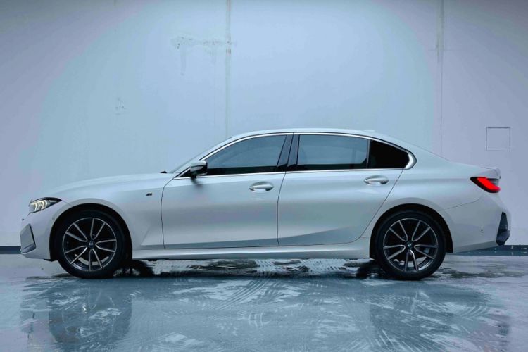 Used BMW 3 Series 2023 325Li M Sport Package Exterior 3