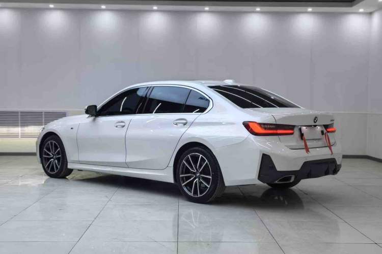 Used BMW 3 Series 2023 320Li M Sport Package Exterior 3