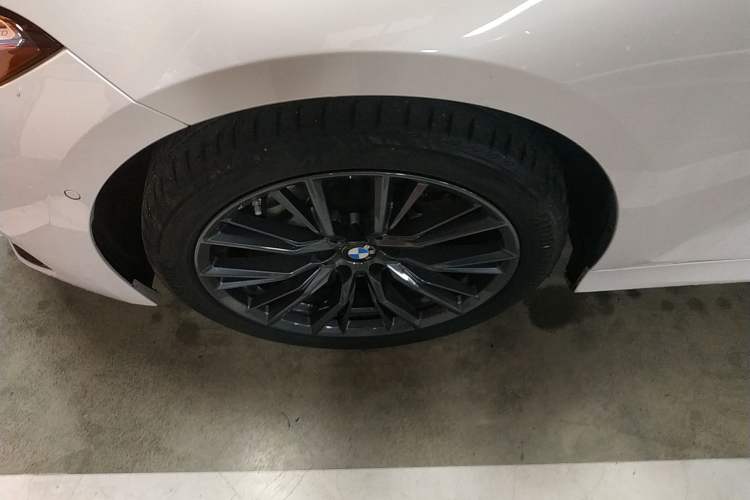 Used BMW 3 Series 2023 325Li M Sport Night Edition Package Exterior 4