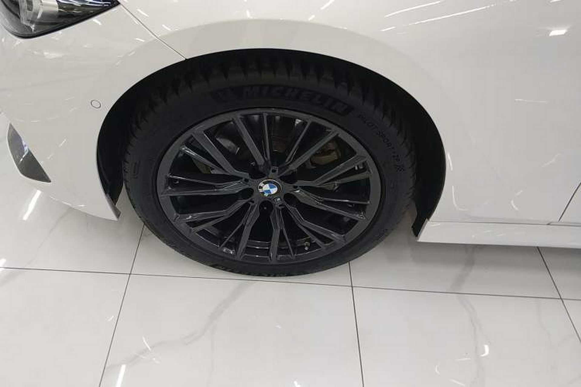 Used BMW 3 Series 2023 325i M Sport Night Edition Package Exterior 4