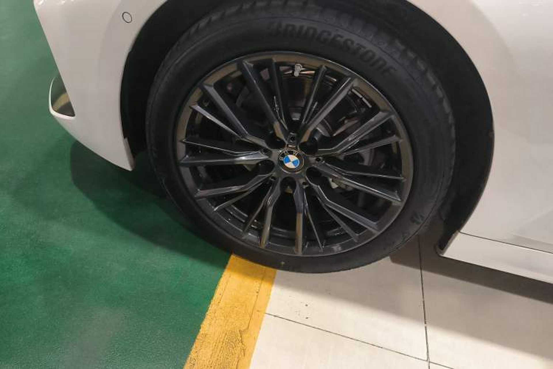 Used BMW 3 Series 2023 325Li M Sport Night Edition Package Exterior 4
