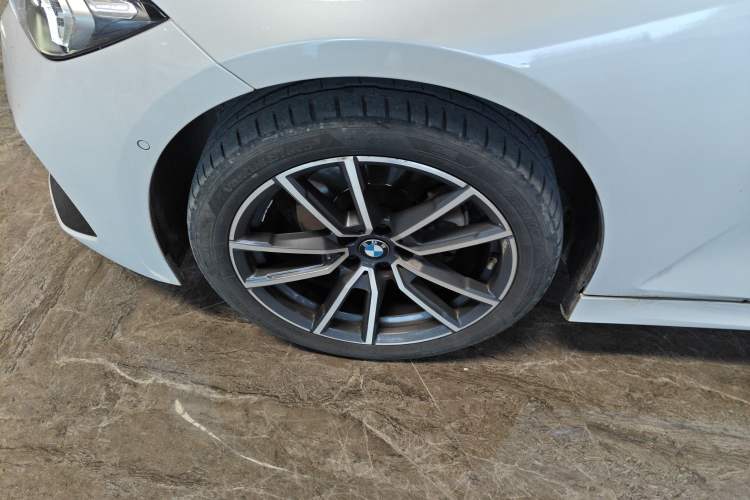 Used BMW 3 Series 2023 325Li M Sport Package Exterior 4