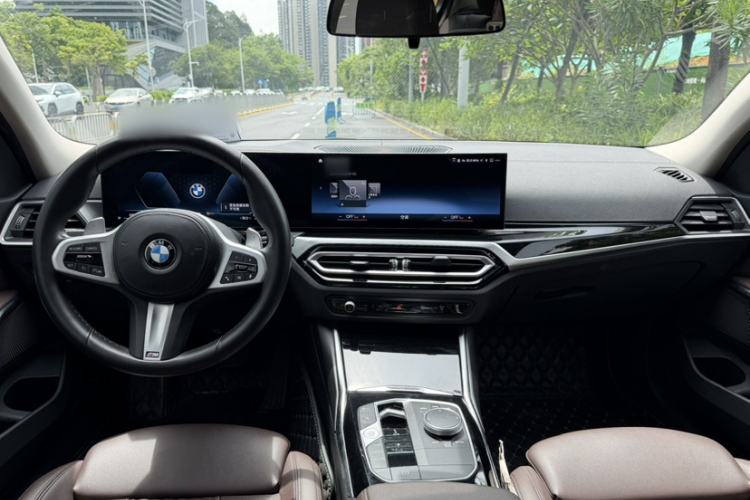 Used BMW 3 Series 2023 320Li M Sport Package Exterior 4