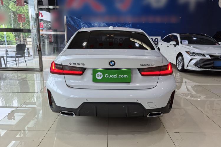 Used BMW 3 Series 2023 325Li M Sport Package Exterior 4