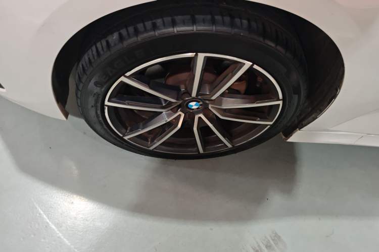 Used BMW 3 Series 2023 320Li M Sport Package Exterior 4
