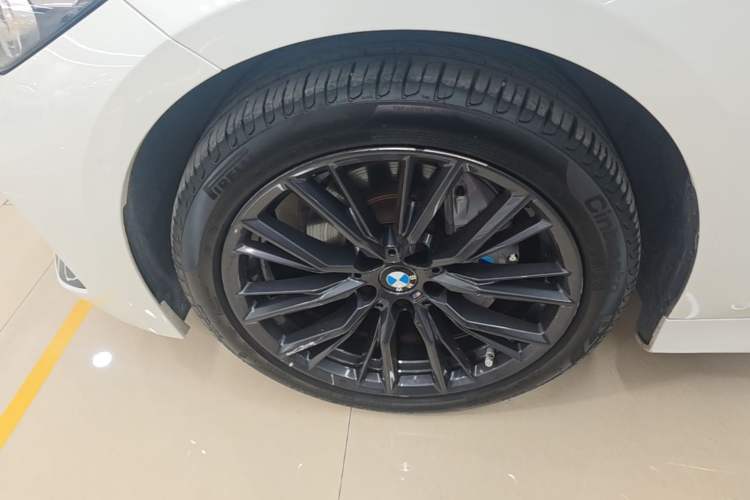 Used BMW 3 Series 2023 325Li M Sport Night Edition Package Exterior 4