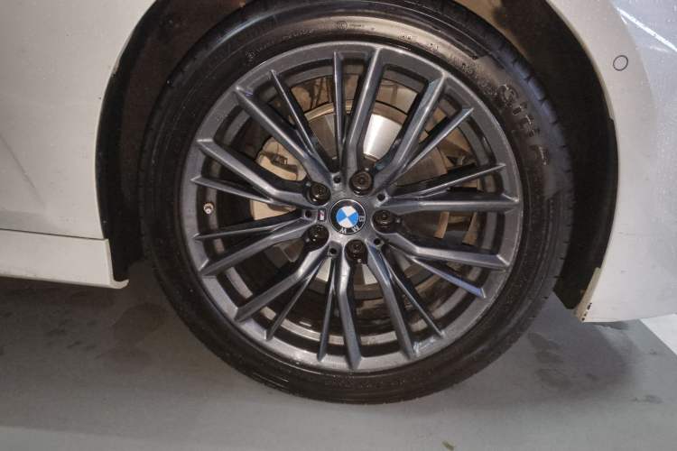 Used BMW 3 Series 2023 325Li M Sport Night Edition Package Exterior 4