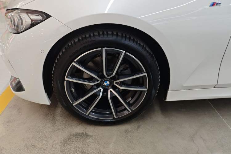 Used BMW 3 Series 2023 325Li M Sport Package Exterior 4