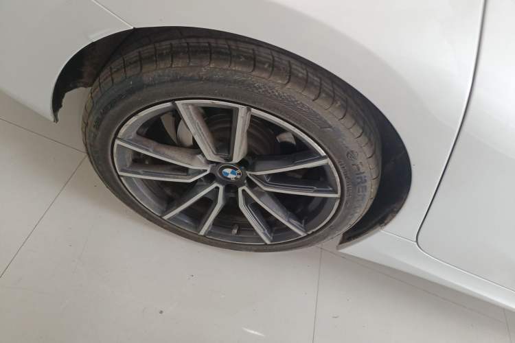 Used BMW 3 Series 2023 325Li M Sport Package Exterior 5