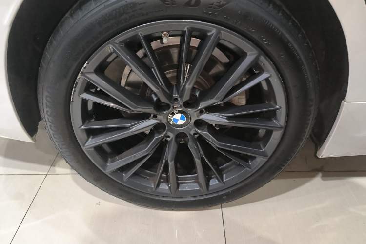 Used BMW 3 Series 2023 325Li M Sport Night Edition Package Exterior 5