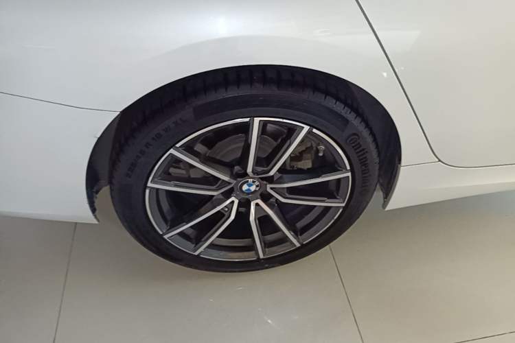 Used BMW 3 Series 2023 325Li xDrive M Sport Package Exterior 5