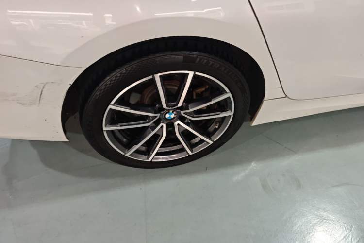 Used BMW 3 Series 2023 320Li M Sport Package Exterior 5