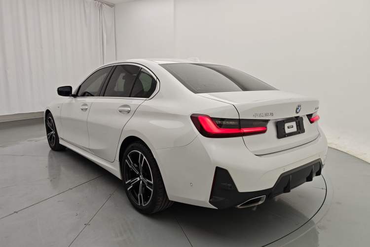 Used BMW 3 Series 2023 325i M Sport Package Exterior 5