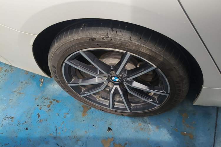 Used BMW 3 Series 2023 320Li M Sport Package Exterior 5