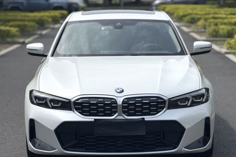 Used BMW 3 Series 2023 325Li M Sport Package Exterior 6